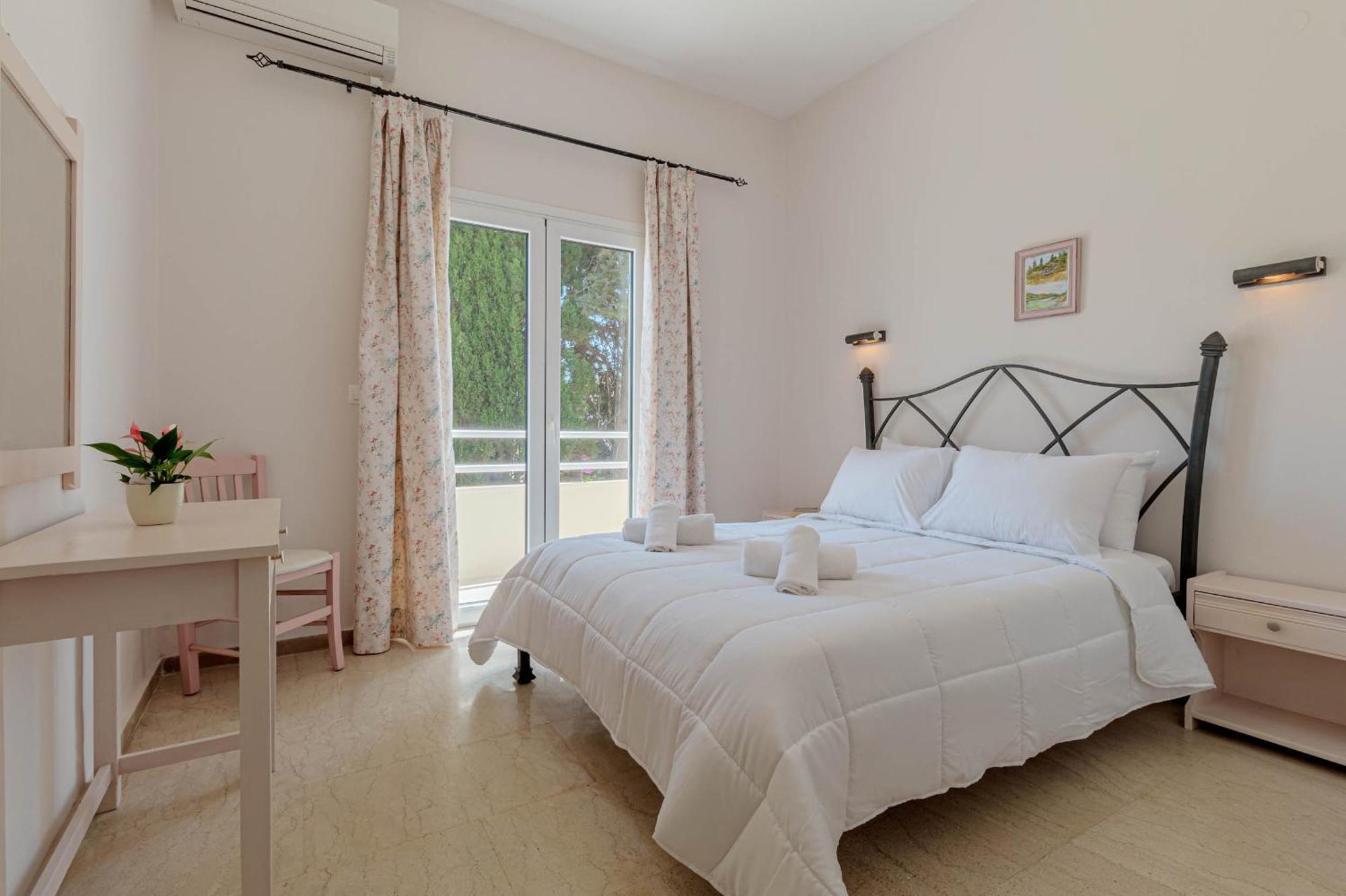 Serenity House คัสซิโอปี ห้อง รูปภาพ